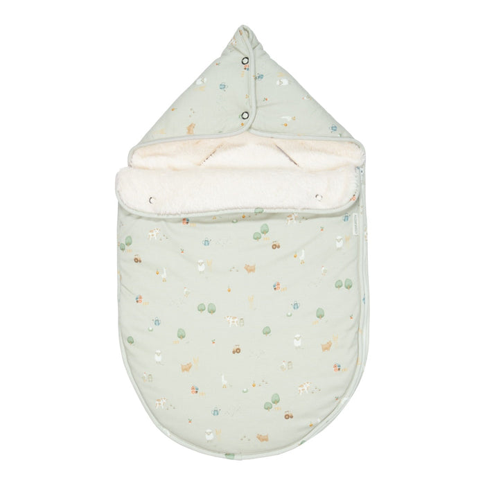 Babyschalen-Fußsack Little Farm für Maxi-Cosi und viele Babyschalen der Gruppe 0+ aus Bio-Baumwolle mit kuscheligem Teddyfutter. Warmer Winterfußsack für Babys mit Bauernhofmotiv und hohem Komfort unterwegs.